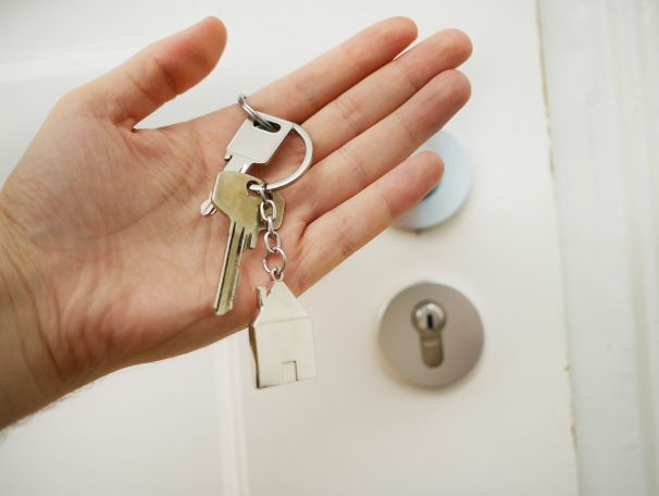 https://JamesFoster.StopRentingStartOwning.com